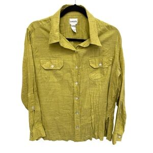 Chico’s 100% cotton green roll tab sleeve blouse with mother of pearl buttons